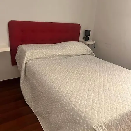 Apartment Casetta Di Bibi A Piazza Amedeo