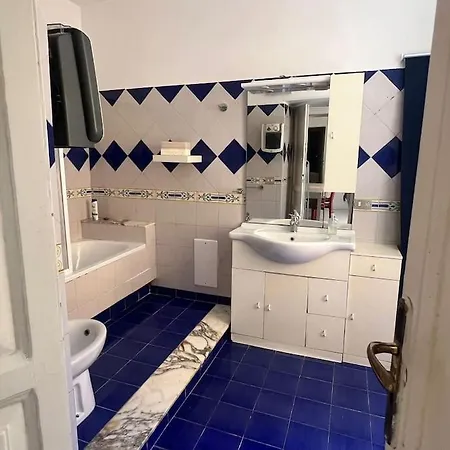 Apartman Casetta Di Bibi A Piazza Amedeo *